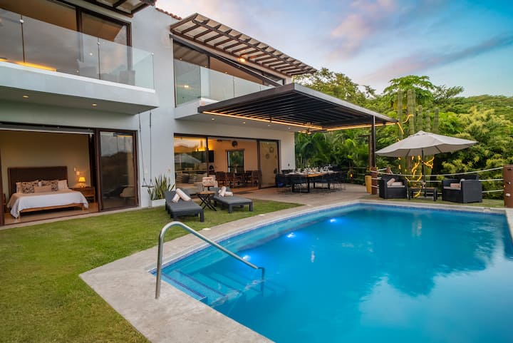 Casa Puerto Bahia Ocean View - Villas for Rent in Cruz de