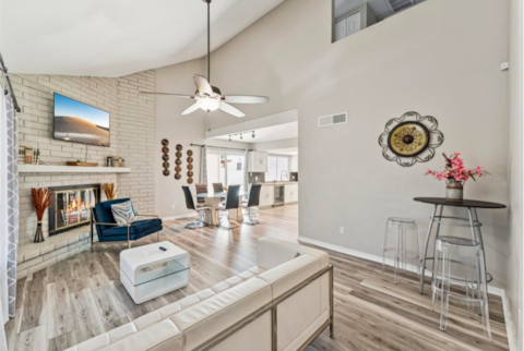 Successful Airbnb property: Luxury Vacation Home in Phoenix - Pool - Sleeps 17 in North Mountain