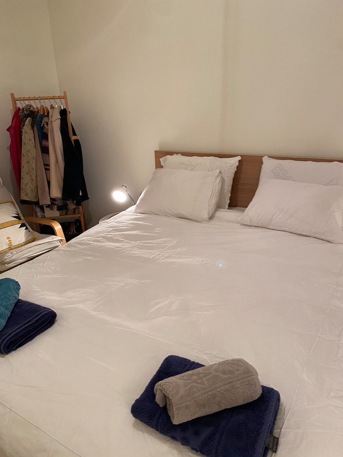 საძინებელი 1