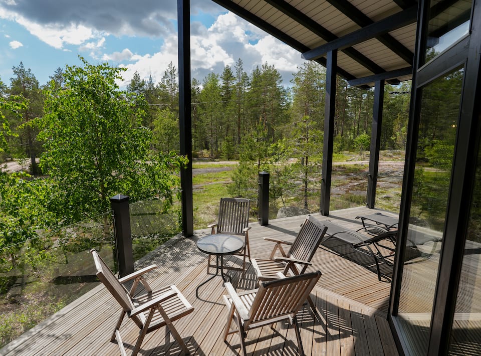 A forest villa on the edge of a national park, Espoo, Uusimaa, Finland, photo 9 of 10