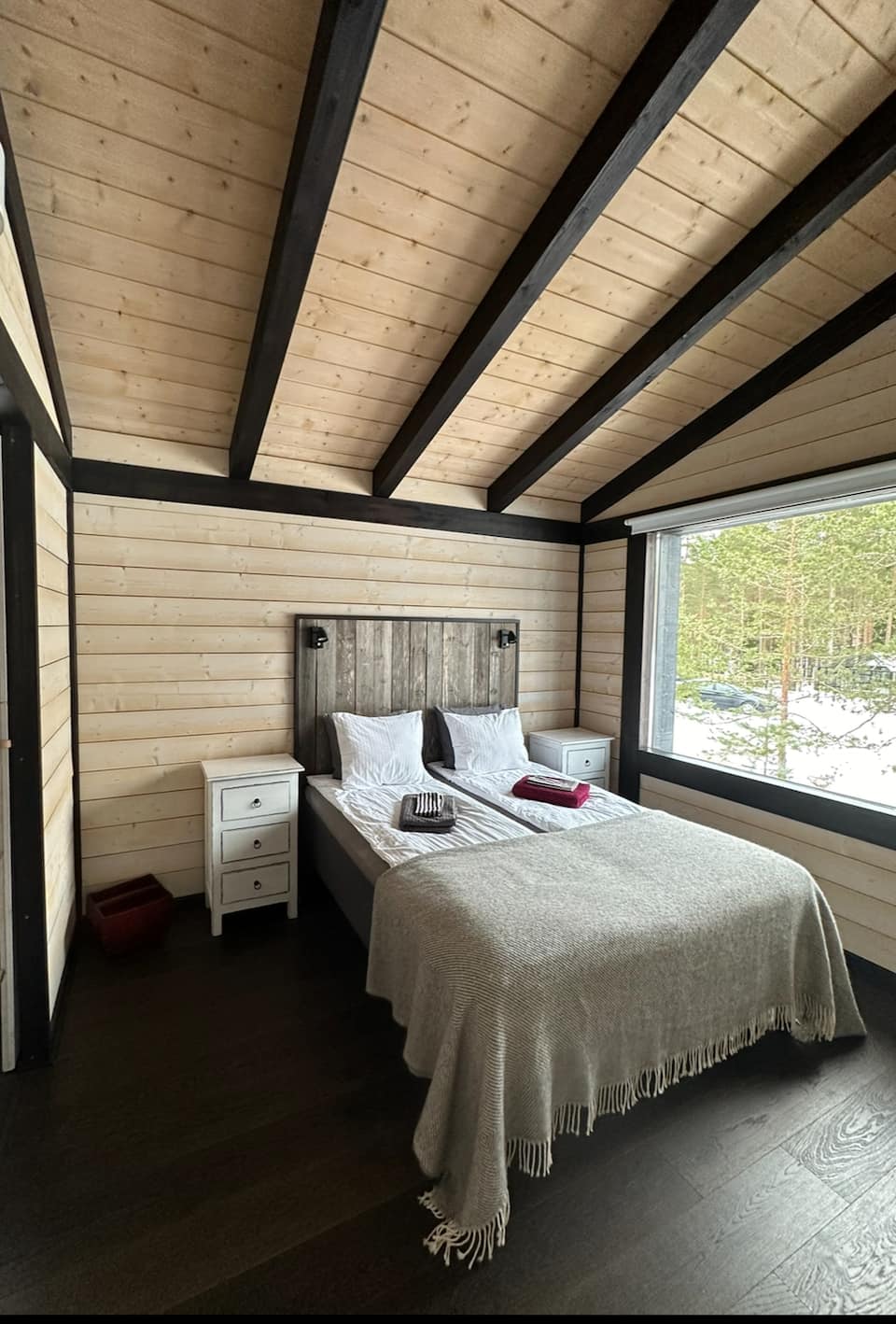 A forest villa on the edge of a national park, Espoo, Uusimaa, Finland, photo 7 of 10