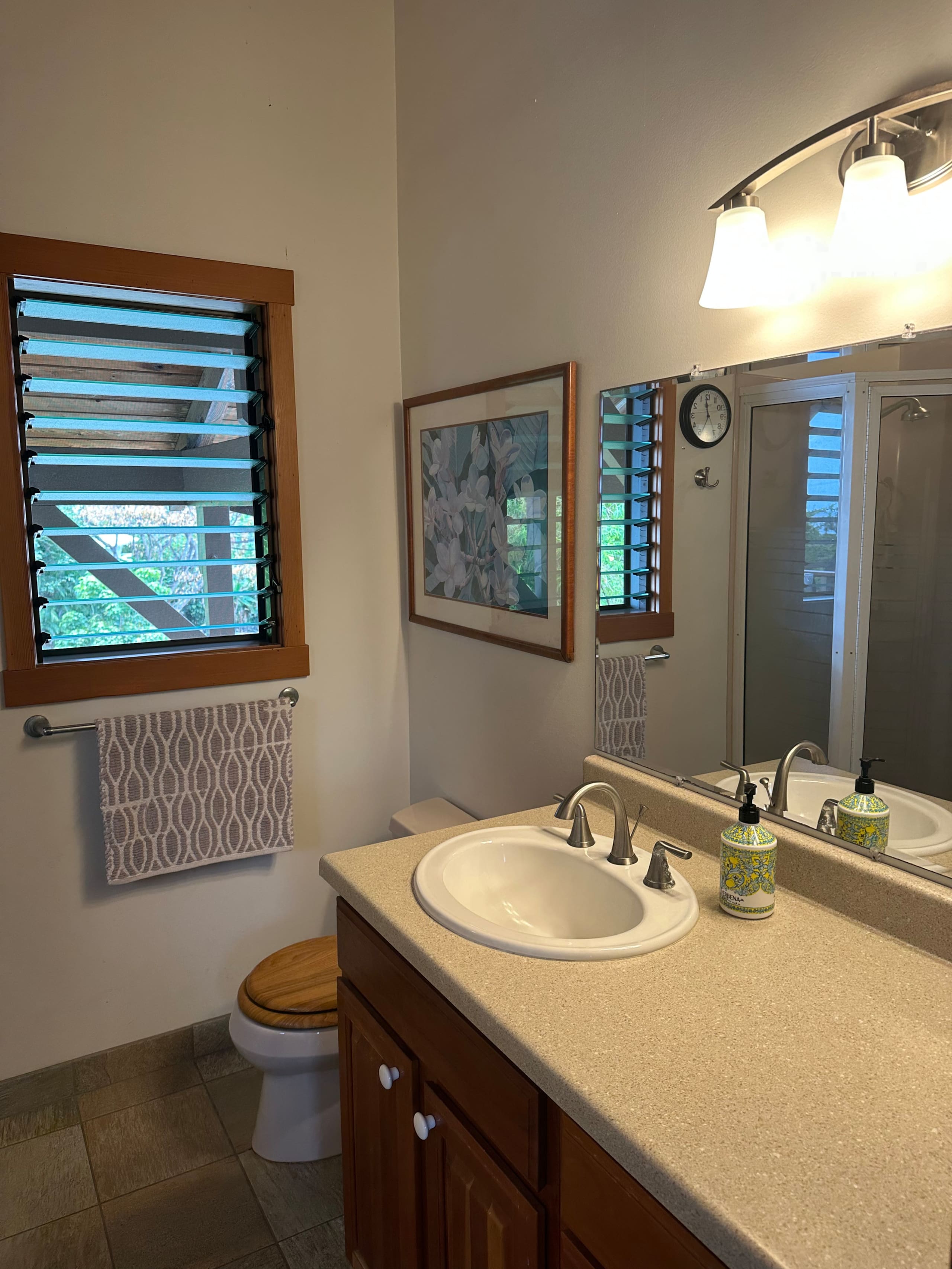 Home in Kailua-Kona · ★4.97 · 2 bedrooms · 2 beds · 3 baths - Image 32