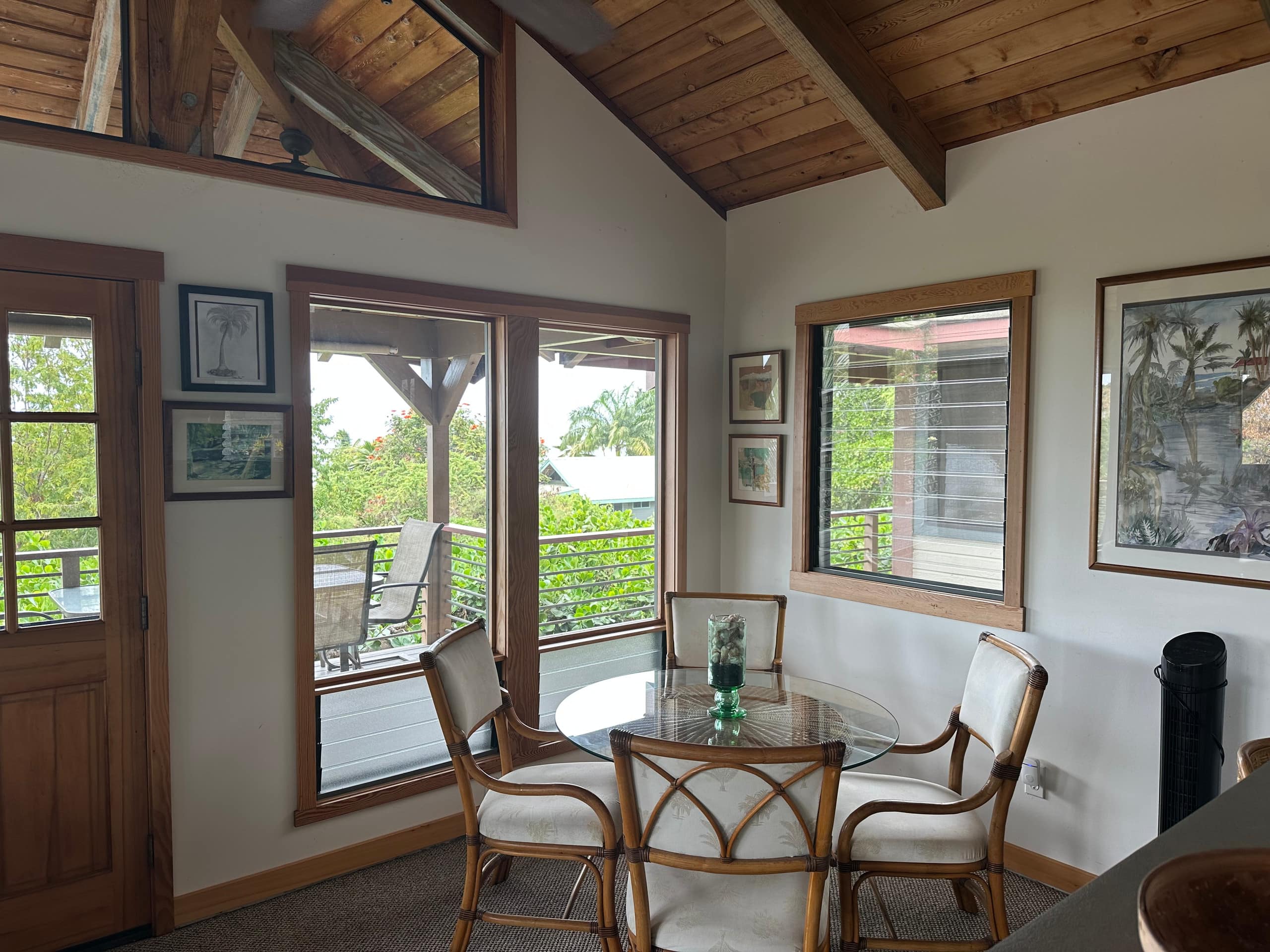 Home in Kailua-Kona · ★4.97 · 2 bedrooms · 2 beds · 3 baths - Image 9