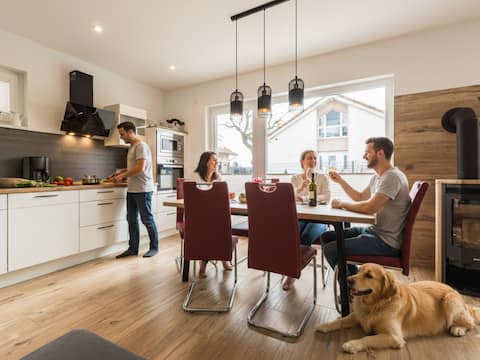 Leistungsstarkes Airbnb: Vacation home in Sternenpark MV – fireplace, sauna, lake in Krakow Am See