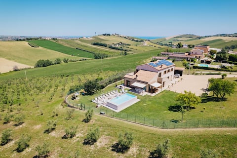 Villa clair - charming villa in marche countryside