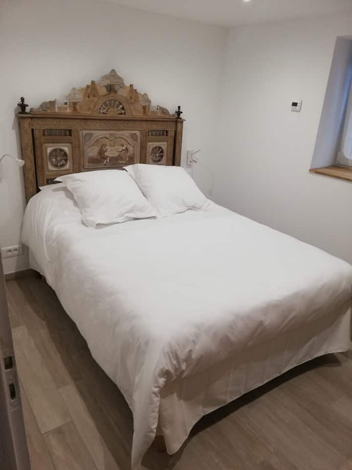 საძინებელი 1