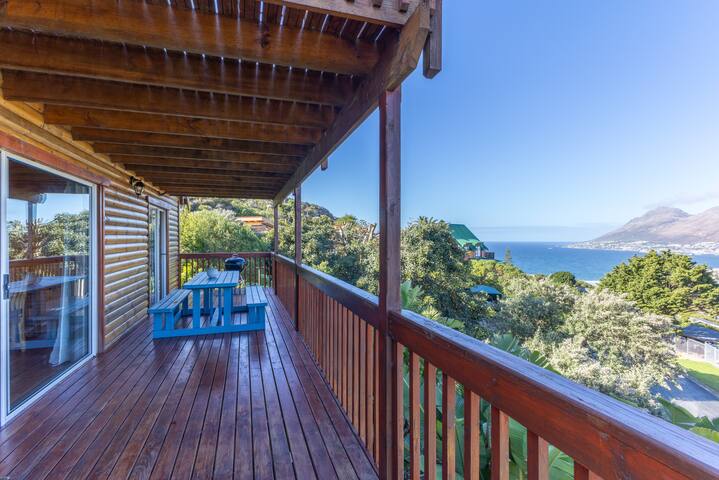 Mountain Home with Ocean Views and Power Backup gallery image 3