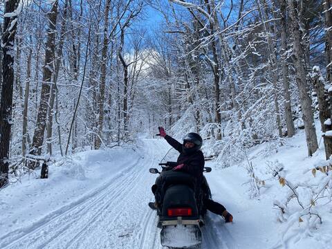 Birch Bear Cabin. Snowmobile trails + ski resorts