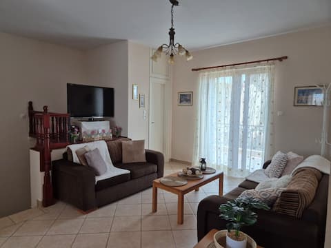 Top Airbnb: Aegina Cozy Apartment in Δήμος Αίγινας