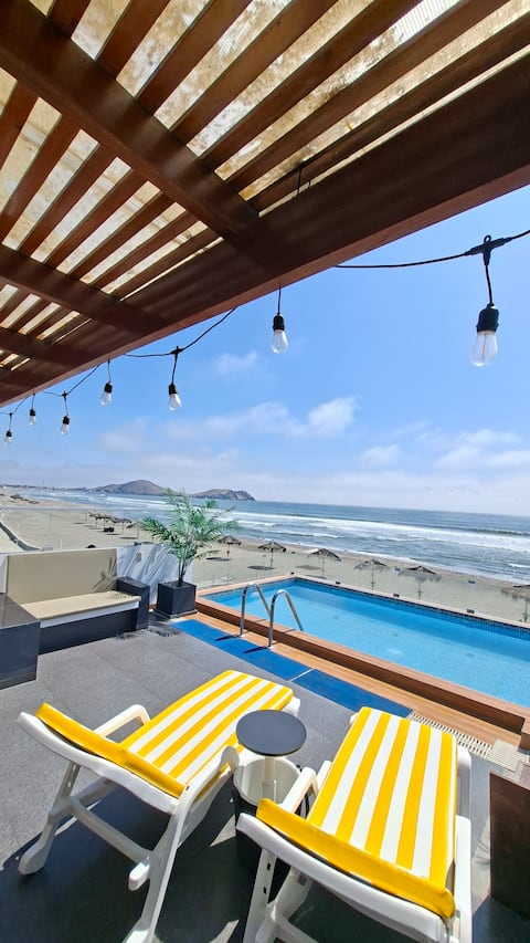 Beach house in the front row