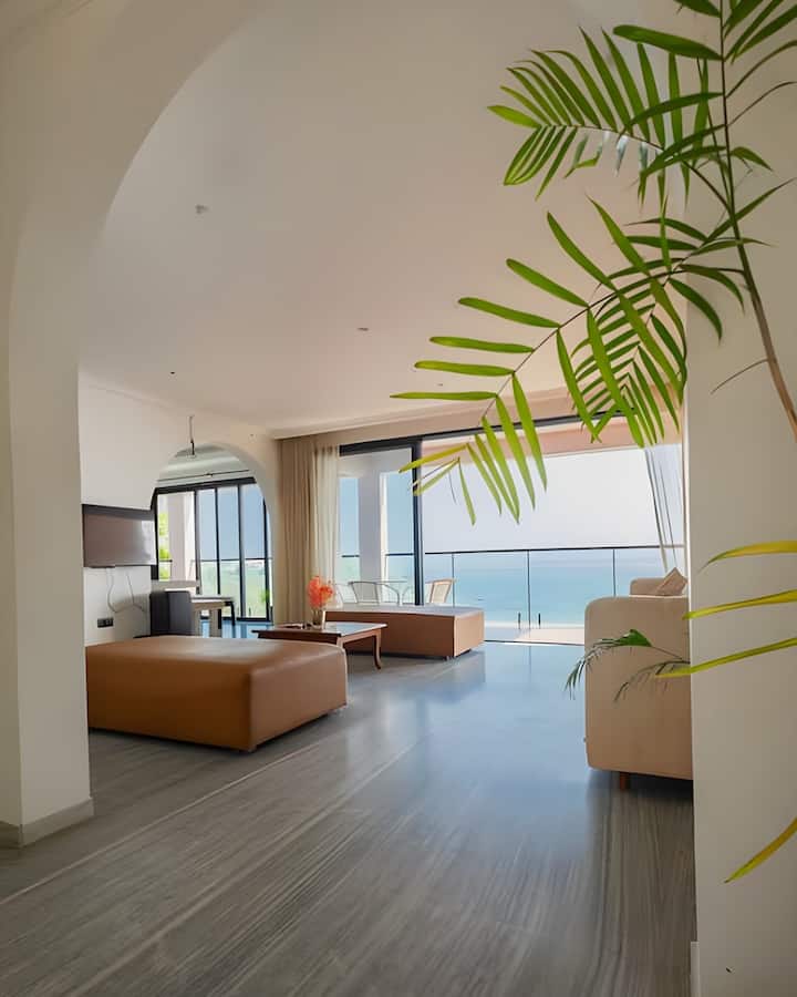 Living room image 31