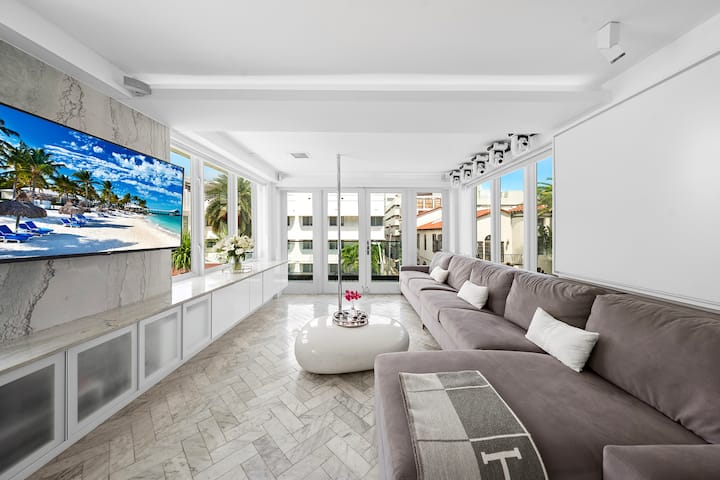 Versace Mansion Neighbor (Floors 2 & 3) Sleeps 12 - マイアミ・ビーチ, FL