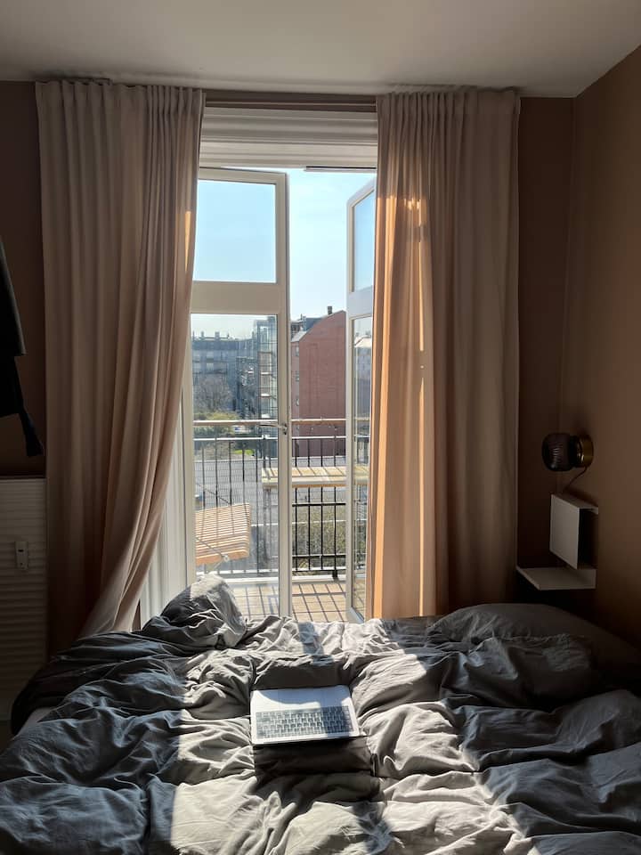 Sunny Frederiksberg Apartment With Balcony - Copenhague