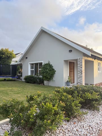 Suburbia home on leafy street