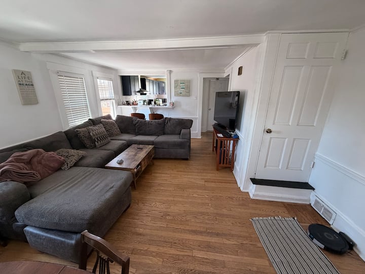 Belmar Bayview House: Entire Place - Belmar, NJ