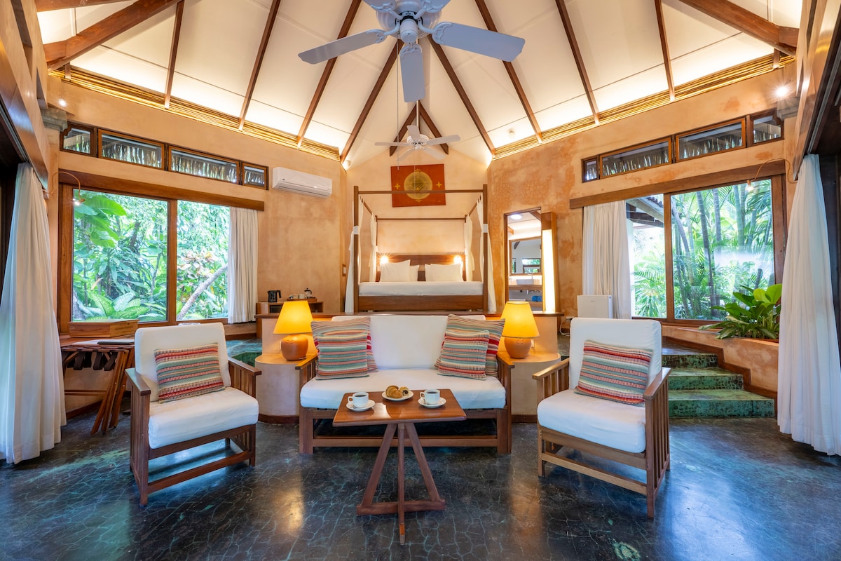 Captain Swiss Bungalow