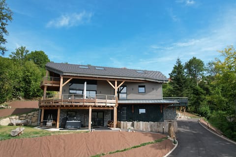 Chalet d'Exception Grand Standing Jacuzzi Sauna