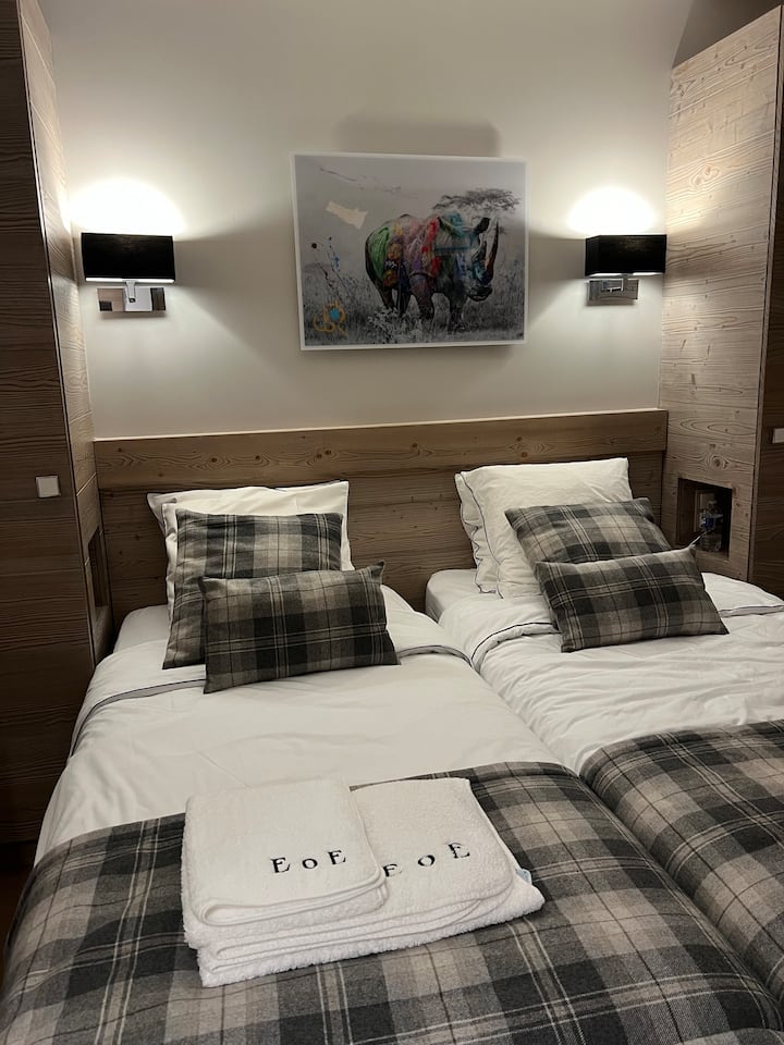 Chambre 2 lits simples, 2 dressings
山谷边曝光 