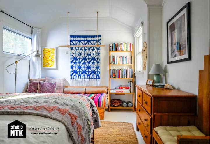 Dormitorio # 2. Cama tamaño queen + sofá cama tamaño doble. Capacidad para 3 personas.