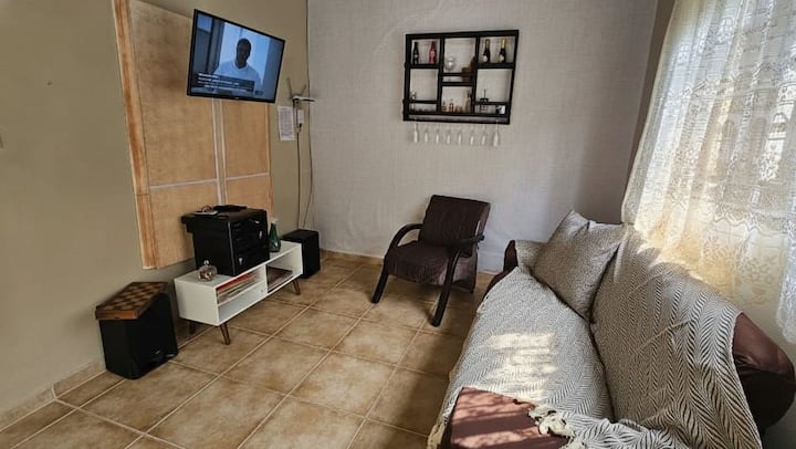 Lugar De Paz Para Estar Com Família Ou Amigos - Ibiúna