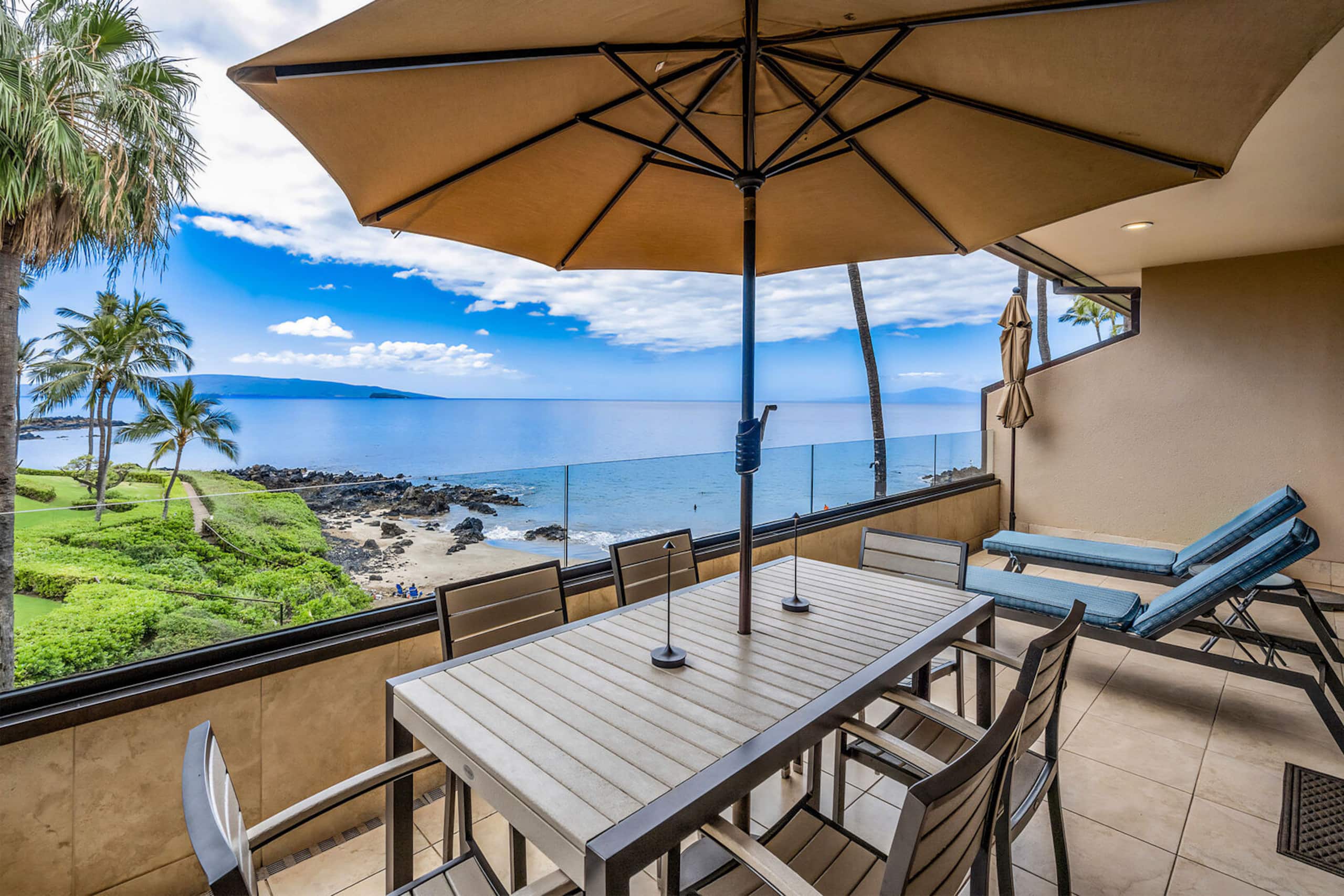 Condo in Kihei · ★4.9 · 2 bedrooms · 4 beds · 2 baths - Image 1