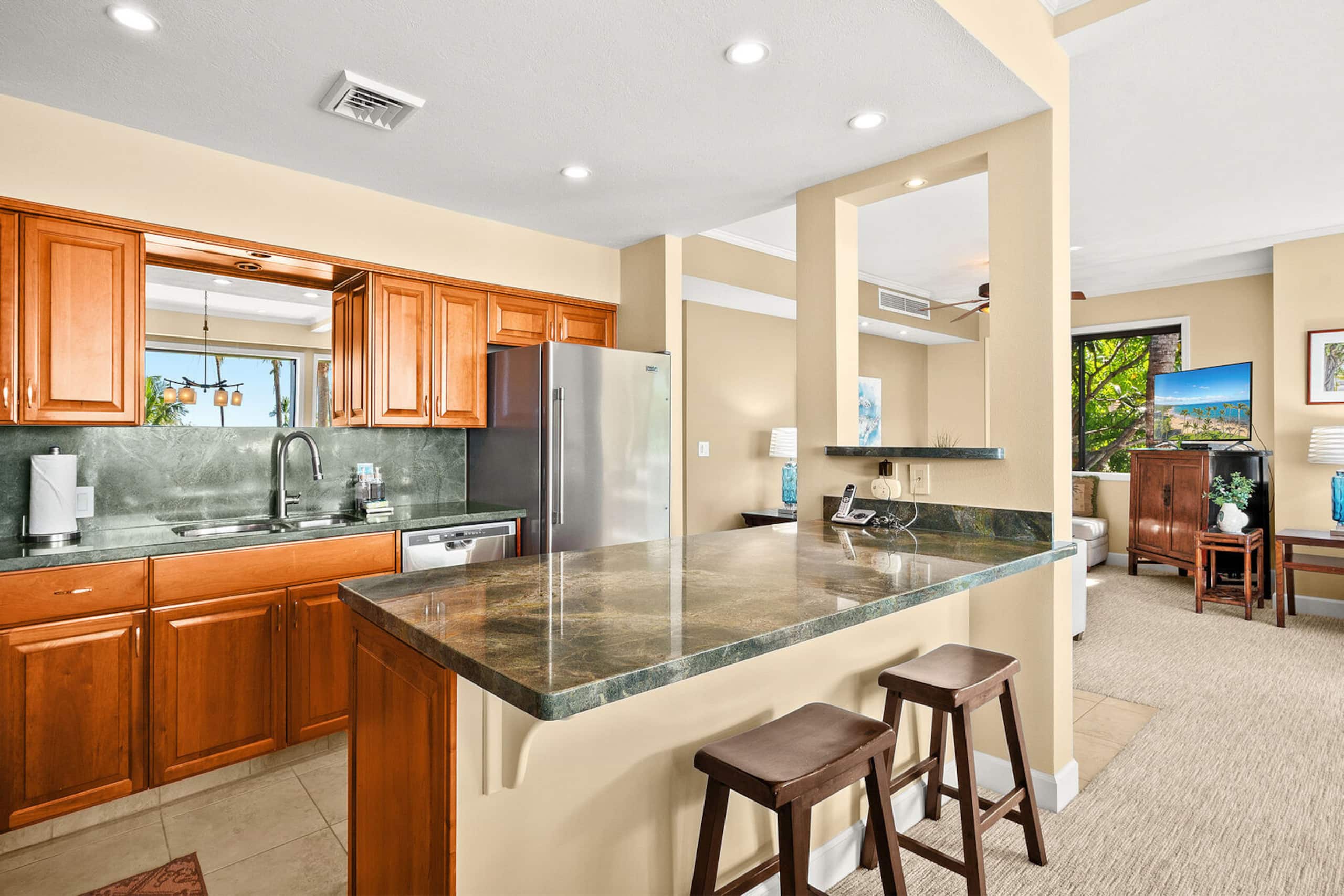 Condo in Kihei · ★4.9 · 2 bedrooms · 4 beds · 2 baths - Image 19