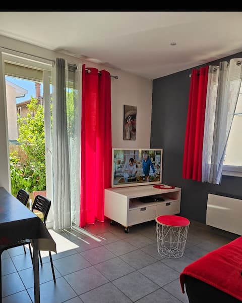 Beautiful 3-room apartment close to CNPE-PIPA