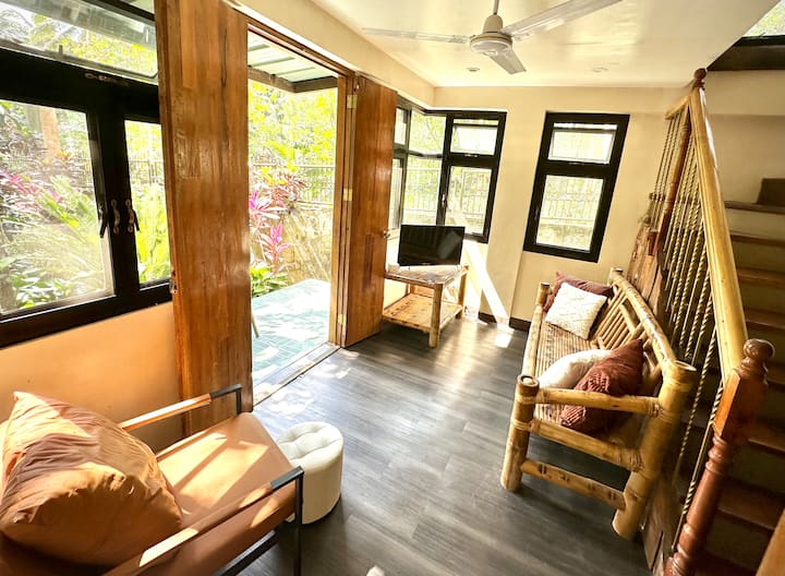 One Acre Nature Staycation: Serenity On The Hill 1 - Candelaria