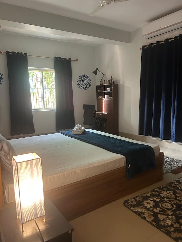 A tranquil stay Amidst the hustle bustle of city