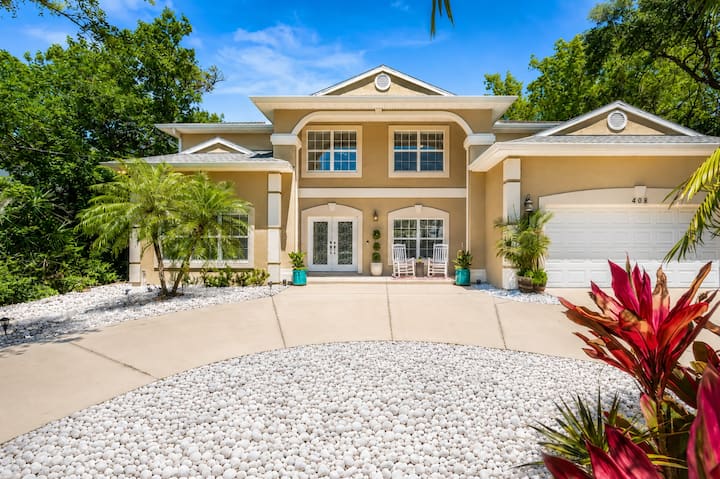 Resort Backyard Sleeps 22 Walk To Beach+river - St. Augustine, FL