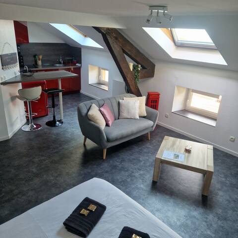 StudioTB equipped - on quiet. Quality service 3*