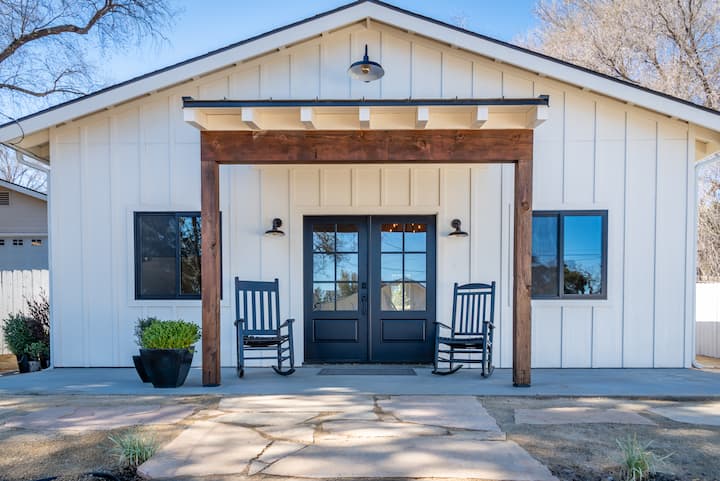 Private Hot Tub + Fire Pit + Bbq Paso Robles - Paso Robles, CA