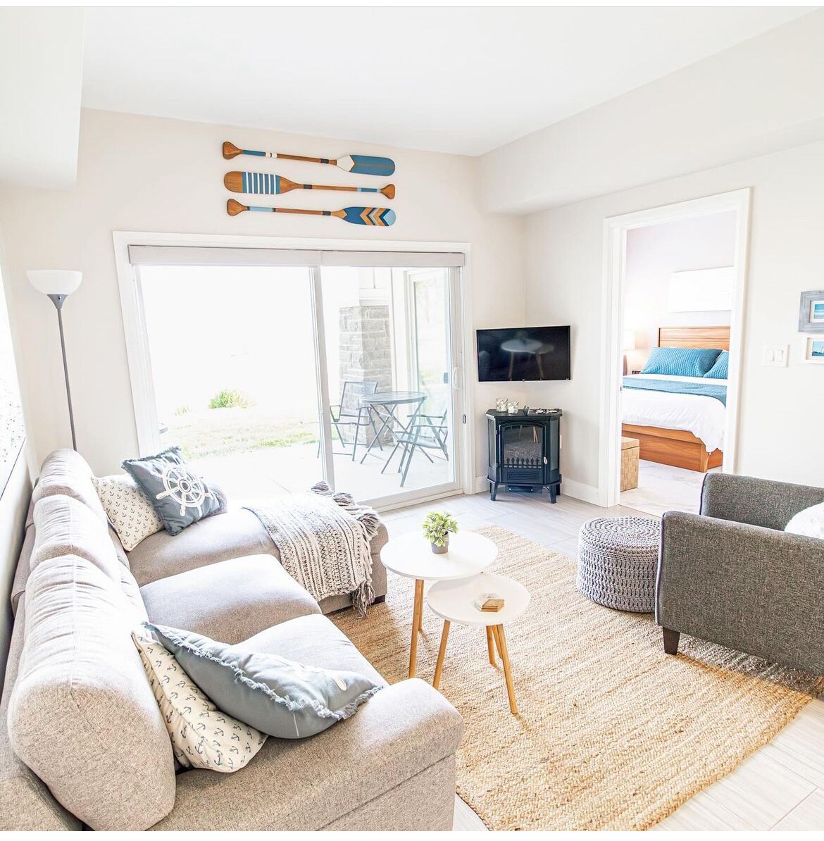 Long Point ⚓️ Lake Views Beach Condo w/ priv. beach Condominiums for