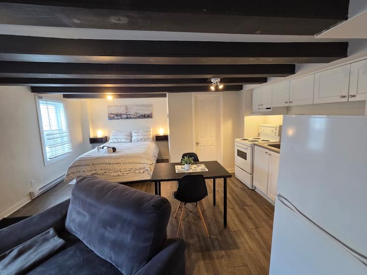 Rabais! Superbe Studio Meublé, Hull (103-1) - Gatineau