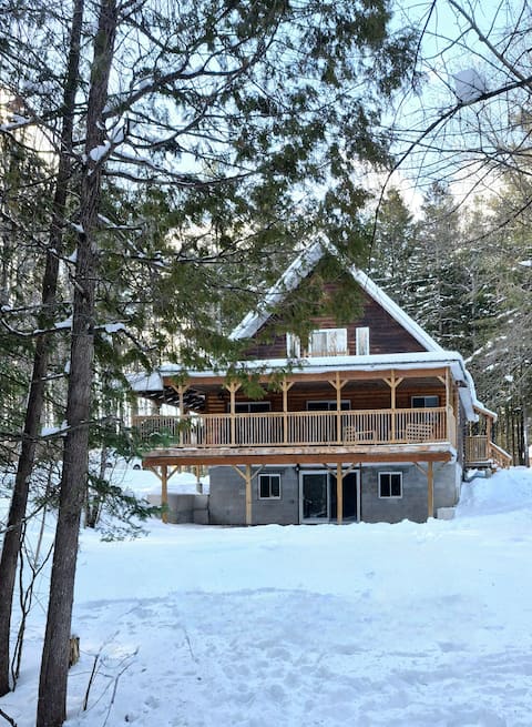 Child-friendly chalet near Omega Park