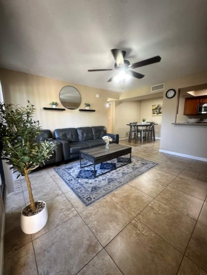 Great Two Bedroom Two Bathroom Condo - Cedar Creek - Glendale, AZ