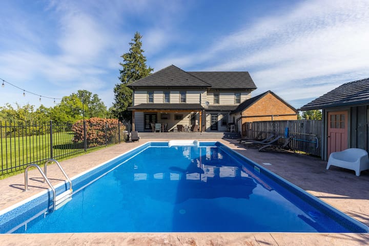 Pine Creek Acres Country Retreat
