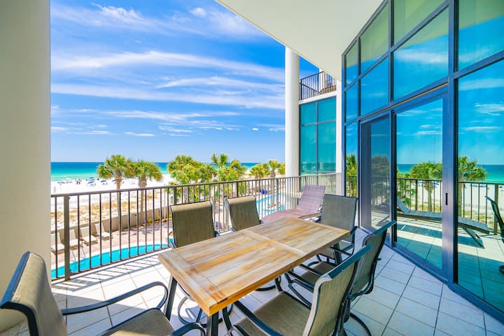 The Oasis, formerly Phoenix West 2, Unit 207 - Condominiums for