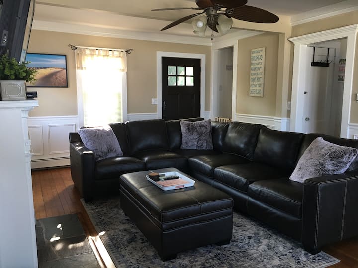 Hamptons Beach House- Sun, Sand & Relax-beachfront - The Hamptons, NY