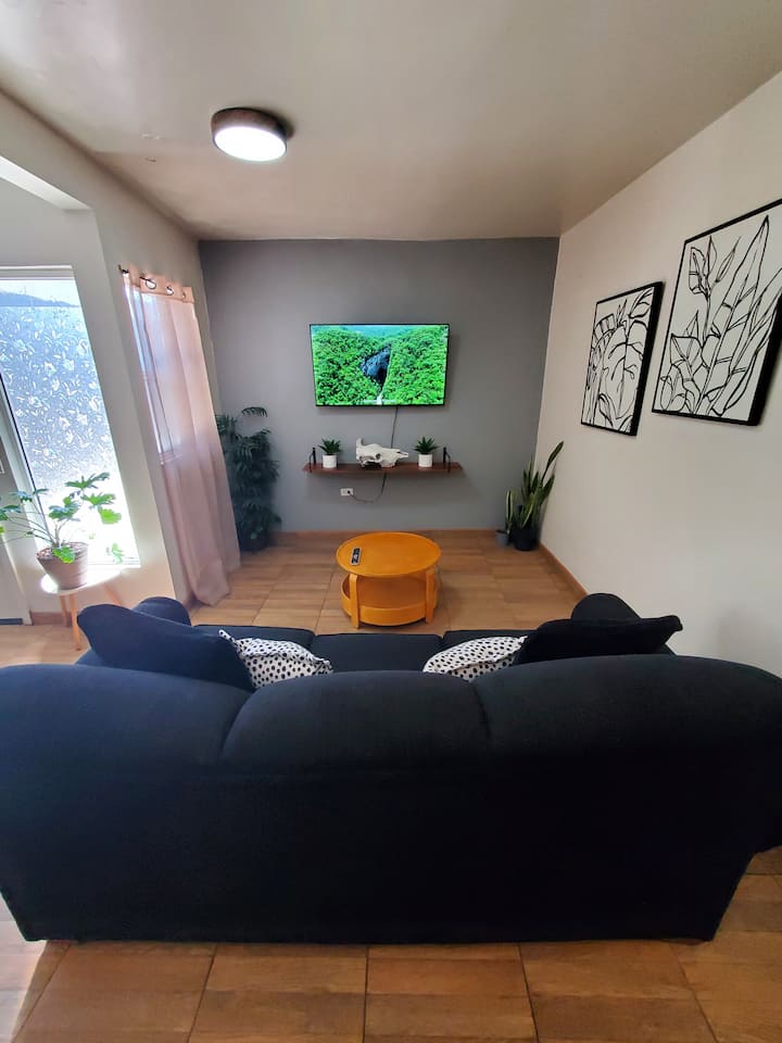Amplio Y Comodo Dpto Con Estacio, Netflix Wifi - Ensenada