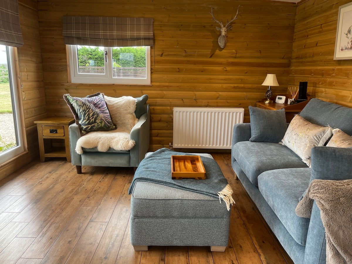 Top performing Airbnb: Cosy lodge- stunning views Stonecroft Saltburn in Guisborough