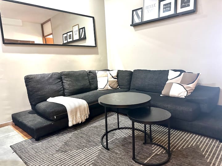 2 Bedroom Apartment In A Great Location - Monterrey