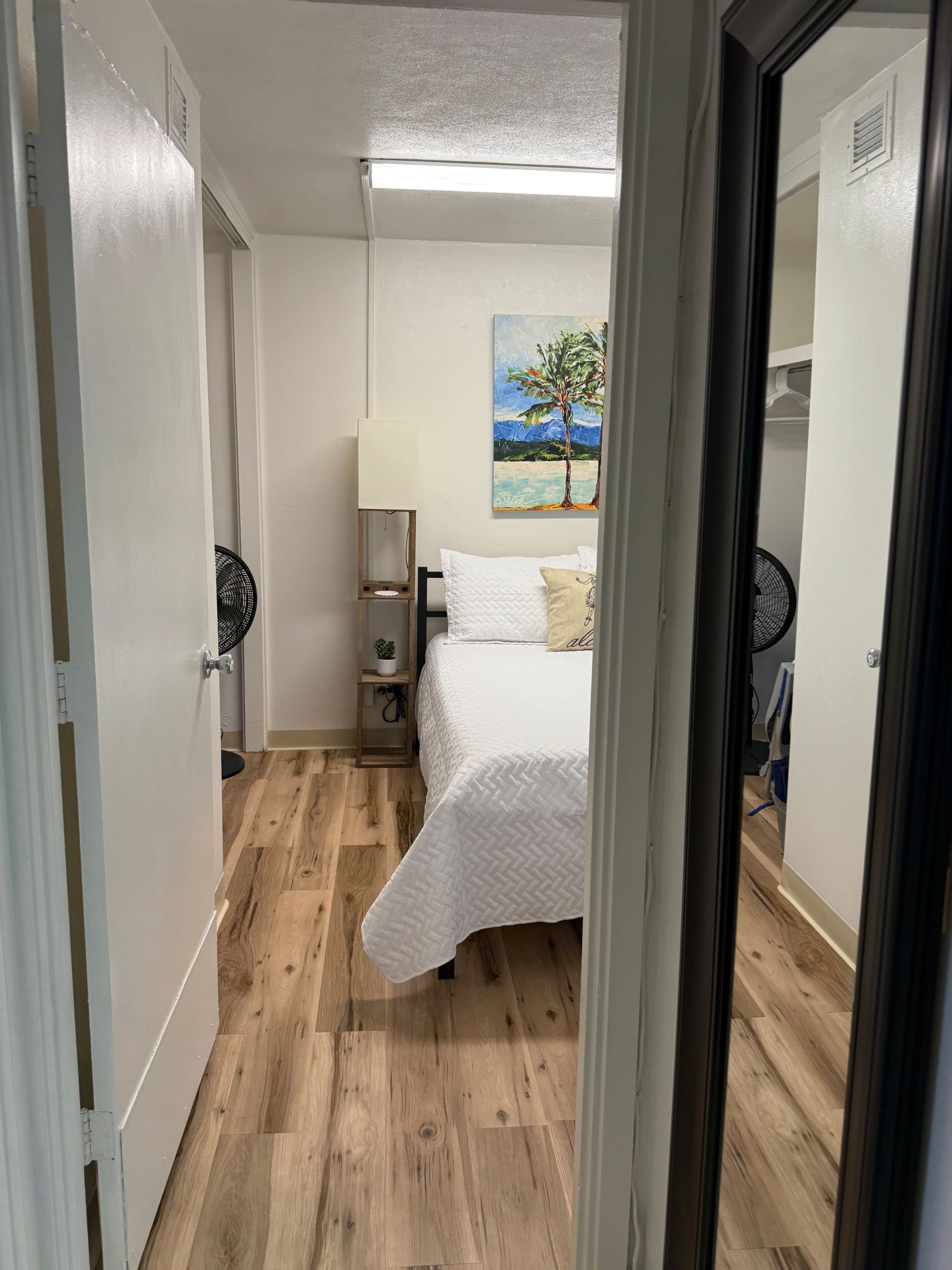 Breezy Waikiki Apt 🌈sleeps 6 & PARKING included - Image 59