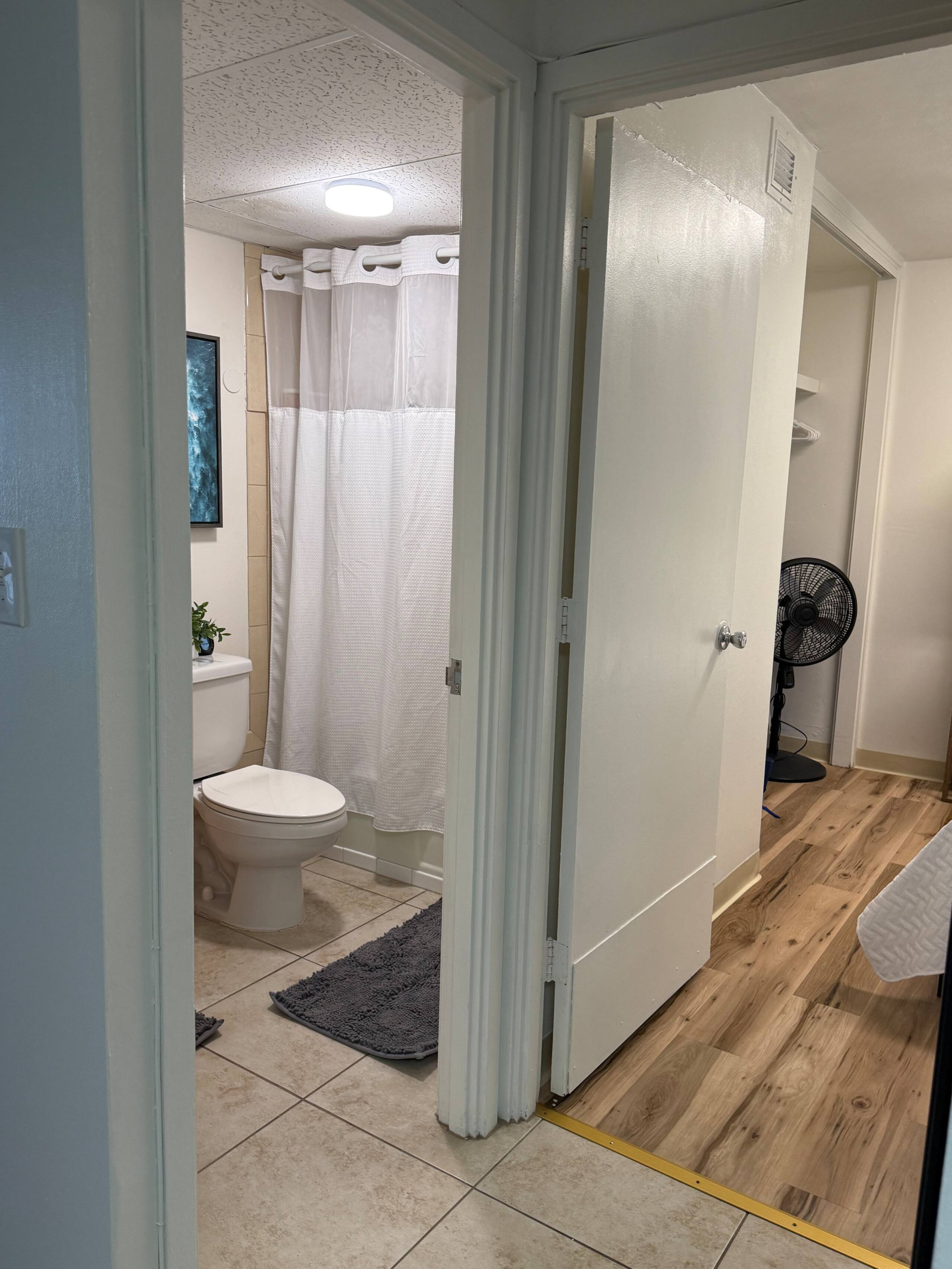 Breezy Waikiki Apt 🌈sleeps 6 & PARKING included - Image 43