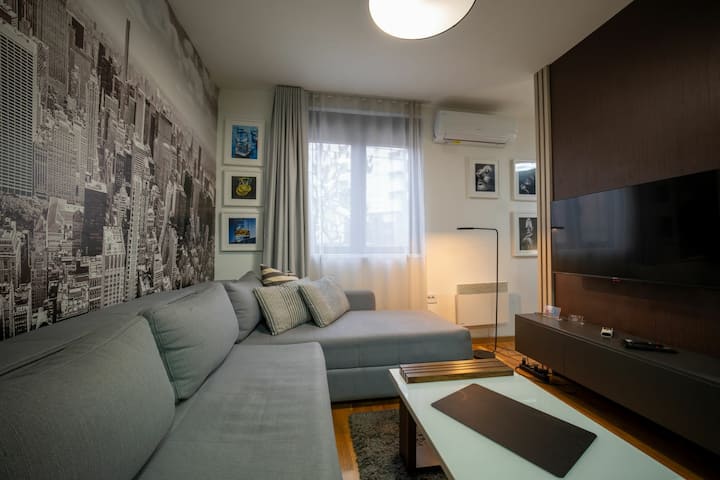 Mac N2 City Center Designer Apartment Free Parking - Nisz