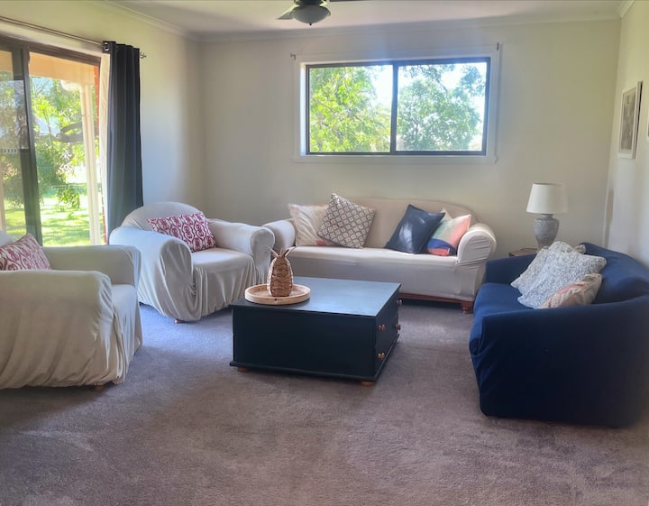 Wings Field - Peaceful Family Farm Stay - Tocumwal