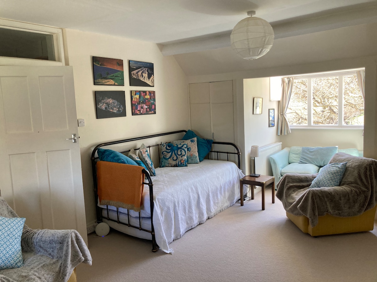 Top performing Airbnb: Self contained flat in large Purbeck stone house in Swanage