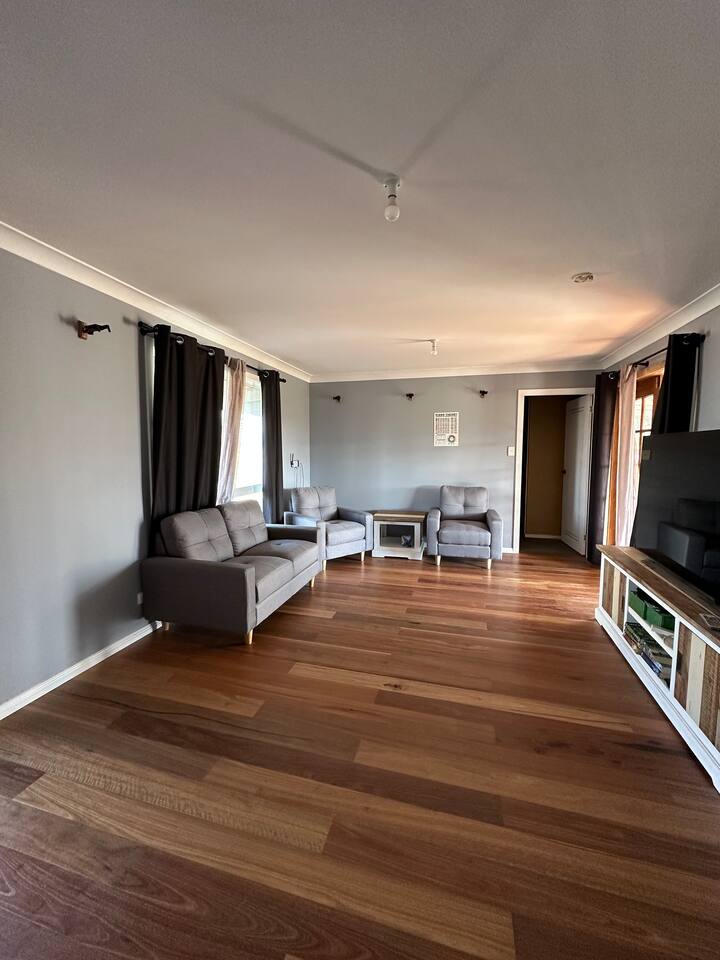 Corvo Bianco - 2br Farm Stay - 25acres Near Mudgee - Dunedoo
