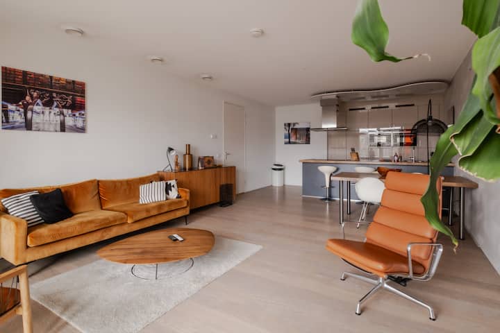 Spacious Luxury Apartment Next To Central Station - Barendrecht