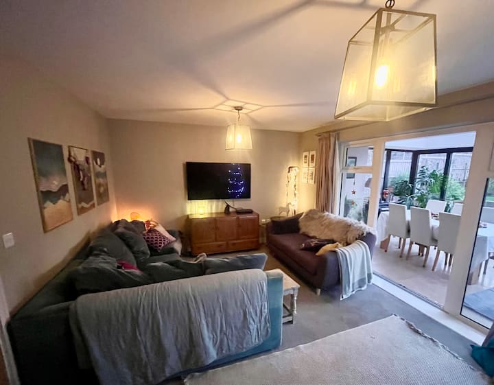 The Pink House - Stanstead